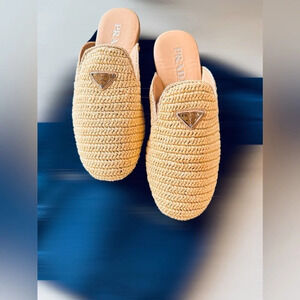 Prada Women’s Logo-appliqué Interwoven Slippers Size US 8 ⭐️Always Authentiv